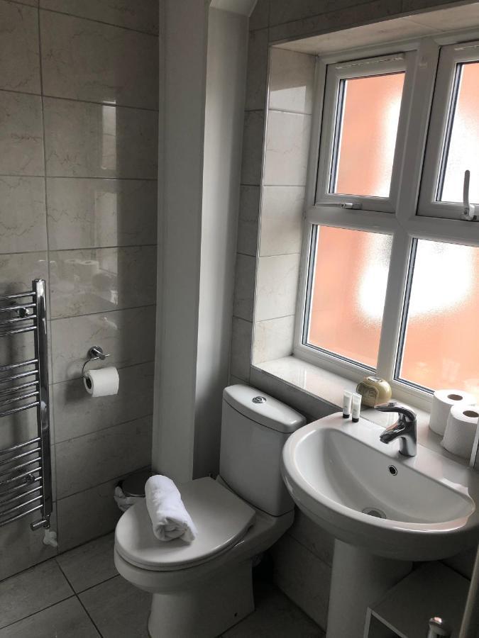 2 Bedroom Large First Floor Apartment With Free Parking Loughborough Exterior foto